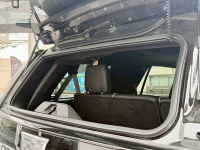 2025 Cadillac ESCALADE — миниатюра 37