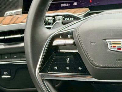 2025 Cadillac ESCALADE — миниатюра 42