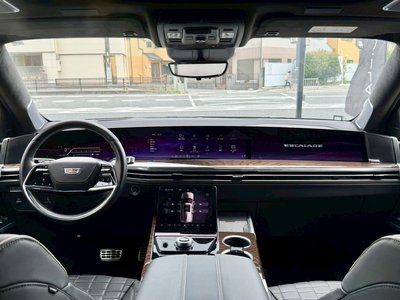 2025 Cadillac ESCALADE — миниатюра 38