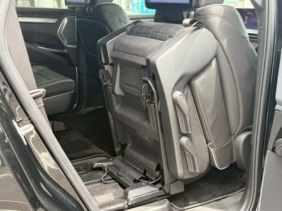 2025 Cadillac ESCALADE — миниатюра 29