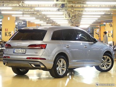 AUDI Q7 - 4