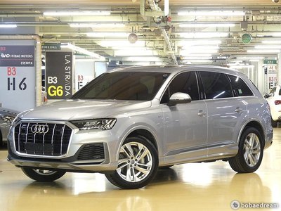 AUDI Q7 - 1