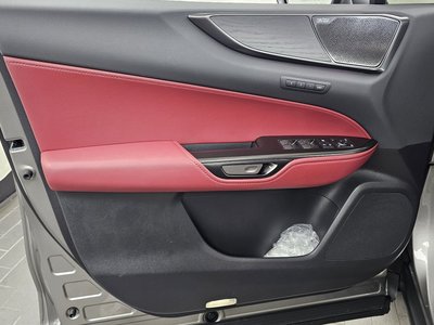 صورة مصغرة 14 لـ 2025 Lexus NX