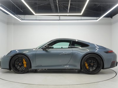 PORSCHE 911 - 4