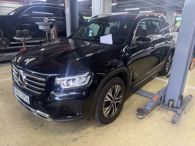 MERCEDES-BENZ GLB - 5
