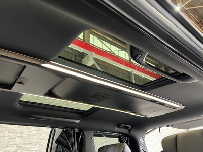 TOYOTA VELLFIRE - 7