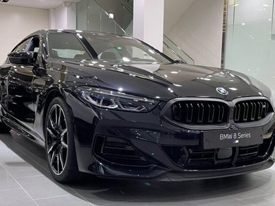 BMW 8 SERIES - 1
