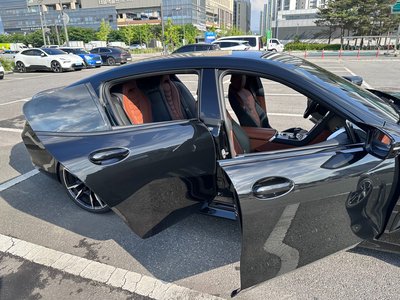 BMW 8 SERIES - 8