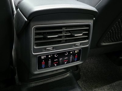 2021 AUDI Q7 — миниатюра 17