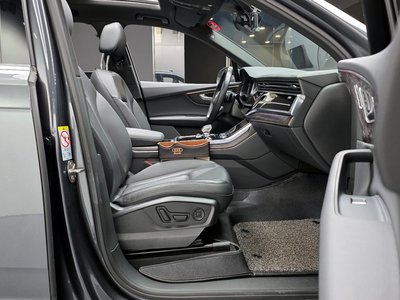 2021 AUDI Q7 — миниатюра 12