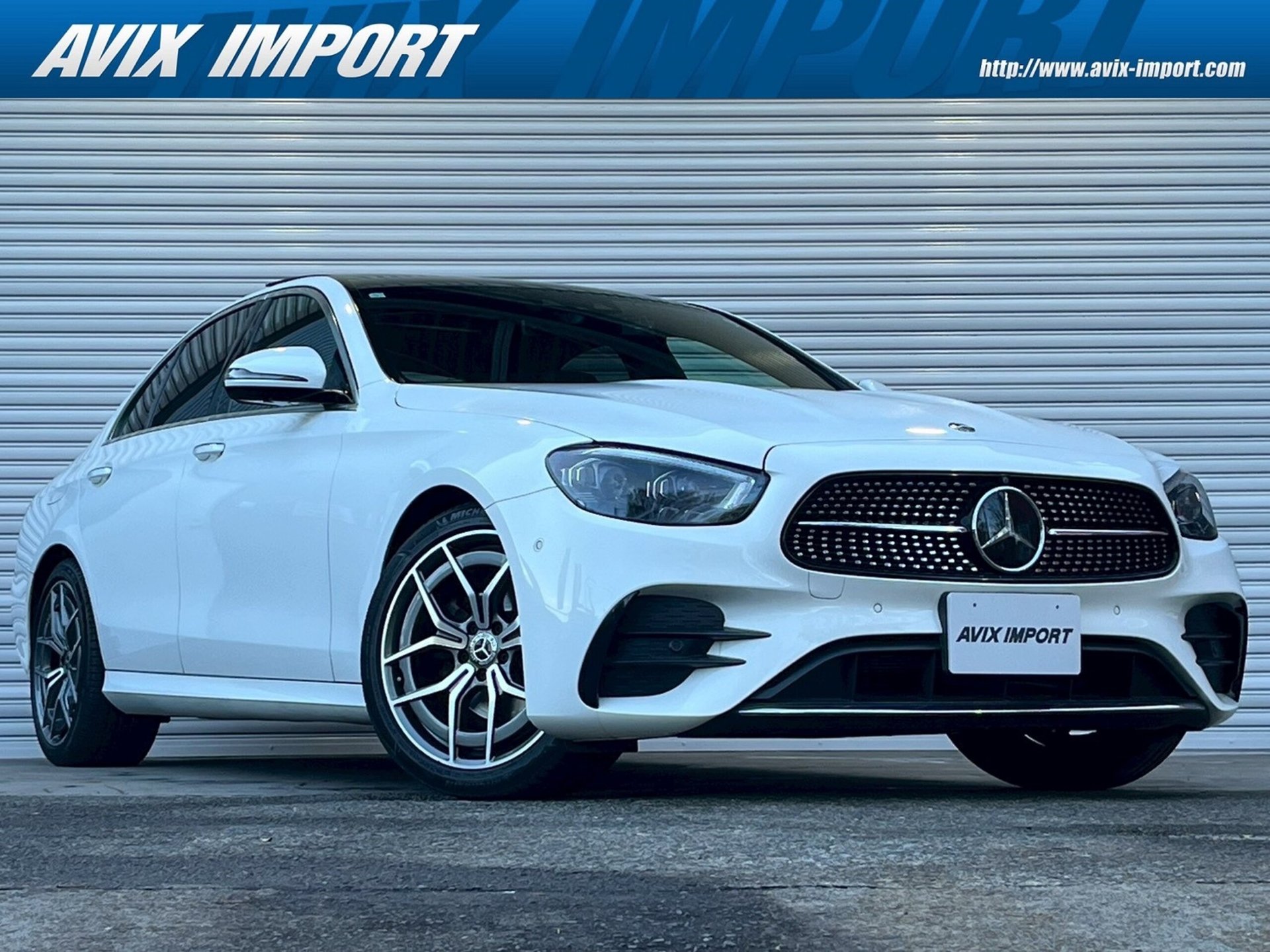 MERCEDES-BENZ E-CLASS - View 1