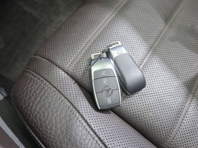 2020 Mercedes-BENZ GLE — миниатюра 38