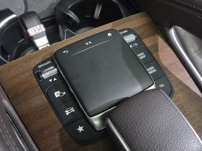 2020 Mercedes-BENZ GLE — миниатюра 28