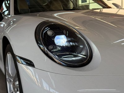 PORSCHE 911 CABRIOLET - 8