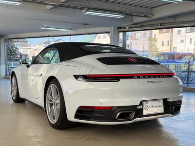PORSCHE 911 CABRIOLET - 5