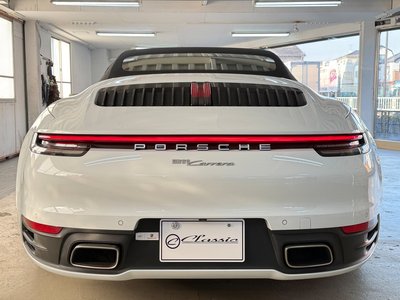 PORSCHE 911 CABRIOLET - 7