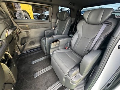 TOYOTA ALPHARD - 6