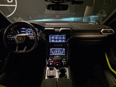 صورة مصغرة 14 لـ 2024 Lamborghini URUS
