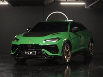 صورة 5 لـ 2024 Lamborghini URUS