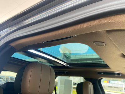2024 LAND Rover RANGE ROVER SPORT — миниатюра 11