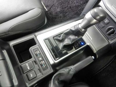 TOYOTA LAND CRUISER PRADO - 9