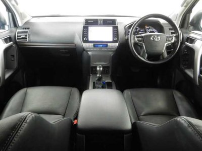 TOYOTA LAND CRUISER PRADO - 3