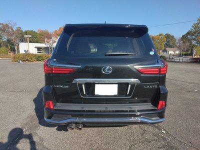 LEXUS LX - 10