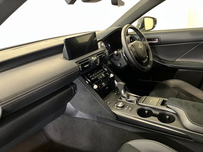 LEXUS IS - 3