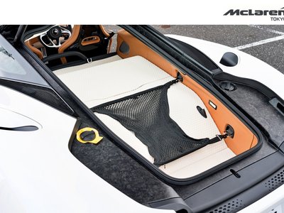 MCLAREN GT - 9