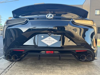 LEXUS LC - 10