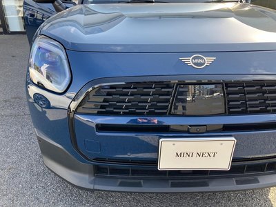 MINI MINI COUNTRYMAN - 8