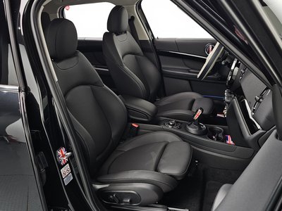 صورة مصغرة 16 لـ 2024 MINI COOPER COUNTRYMAN