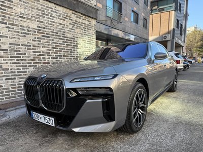 BMW 7 SERIES - 4