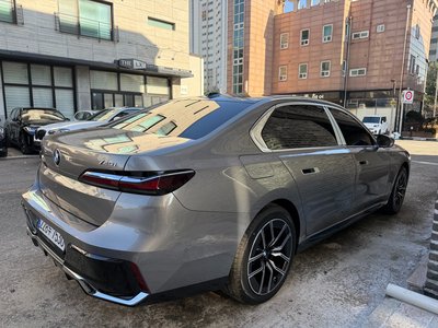 BMW 7 SERIES - 6