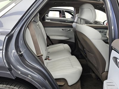 صورة مصغرة 12 لـ 2024 Genesis GV70