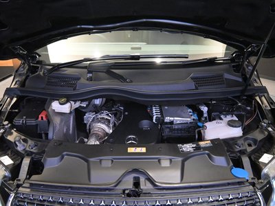 MERCEDES-BENZ V-CLASS - 10