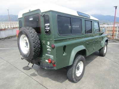 LAND ROVER DEFENDER - 6