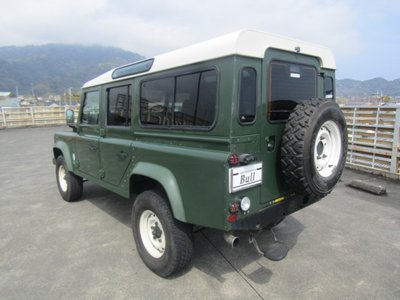 LAND ROVER DEFENDER - 8