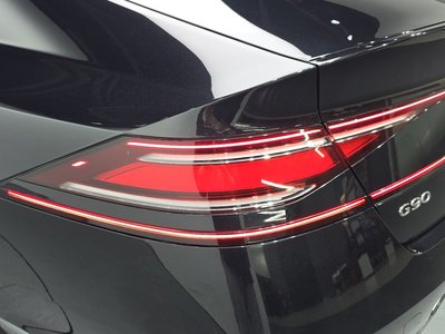 2022 Genesis G90 (RS4) photo 10