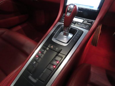 PORSCHE 911 - 5