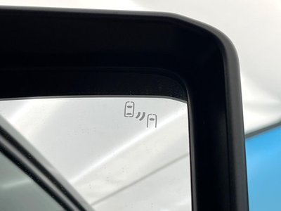 TOYOTA LAND CRUISER 250 - 5