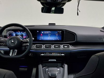 2025 Mercedes-BENZ GLE — фото 4