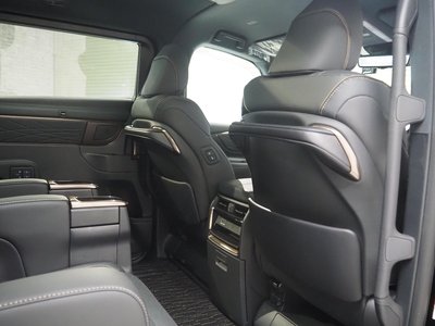 2024 Toyota ALPHARD — миниатюра 39