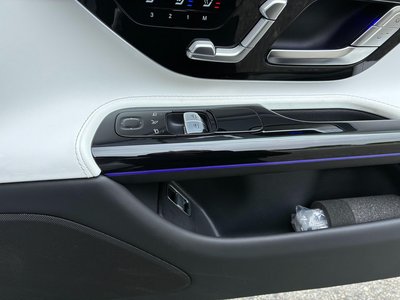2025 Mercedes-BENZ GT AMG 缩略图 32