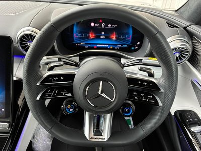2025 Mercedes-BENZ GT AMG 照片 2