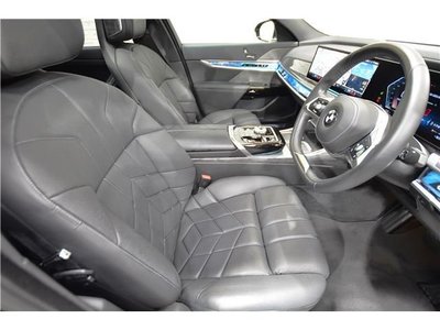 صورة مصغرة 27 لـ 2024 BMW 7 SERIES