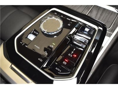 صورة مصغرة 22 لـ 2024 BMW 7 SERIES