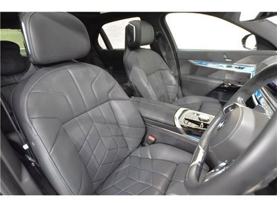 صورة مصغرة 28 لـ 2024 BMW 7 SERIES