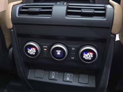 2026 LAND Rover DEFENDER 缩略图 18