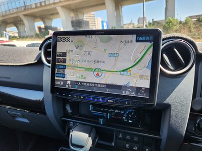 TOYOTA LAND CRUISER 70 - 2